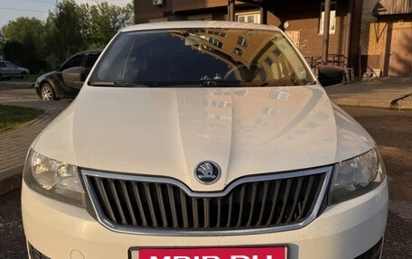 Skoda Rapid I, 2015 год, 930 000 рублей, 7 фотография