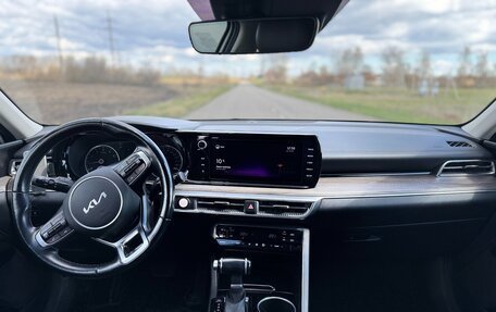 KIA K5, 2021 год, 2 350 000 рублей, 23 фотография