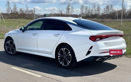 KIA K5, 2021 год, 2 350 000 рублей, 13 фотография