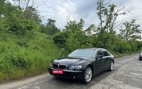 BMW 7 серия, 2004 год, 570 000 рублей, 1 фотография