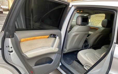 Audi Q7, 2008 год, 1 350 000 рублей, 13 фотография