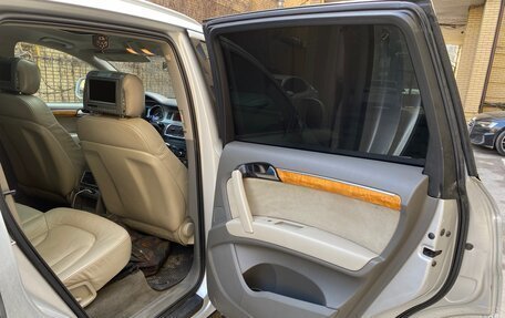 Audi Q7, 2008 год, 1 350 000 рублей, 17 фотография