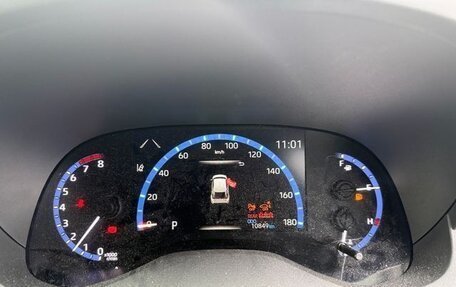 Toyota Yaris Cross, 2021 год, 1 690 000 рублей, 9 фотография