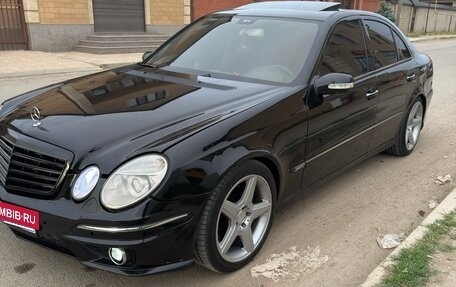 Mercedes-Benz E-Класс, 2002 год, 850 000 рублей, 2 фотография