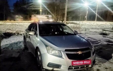 Chevrolet Cruze II, 2010 год, 420 000 рублей, 13 фотография