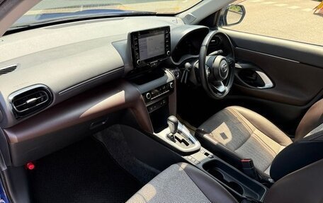 Toyota Yaris Cross, 2021 год, 1 550 000 рублей, 4 фотография