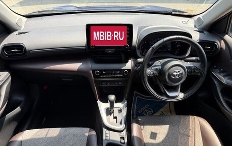 Toyota Yaris Cross, 2021 год, 1 550 000 рублей, 2 фотография