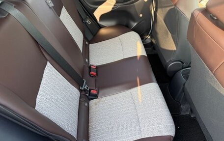 Toyota Yaris Cross, 2021 год, 1 550 000 рублей, 17 фотография