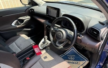 Toyota Yaris Cross, 2021 год, 1 550 000 рублей, 10 фотография