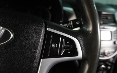 Hyundai Solaris II рестайлинг, 2013 год, 649 000 рублей, 18 фотография