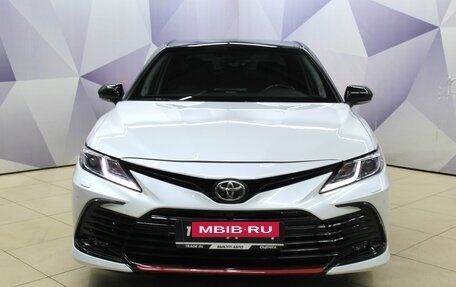 Toyota Camry, 2021 год, 3 150 000 рублей, 8 фотография
