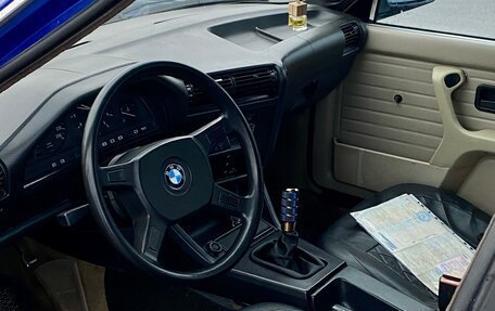 BMW 3 серия, 1987 год, 270 000 рублей, 15 фотография