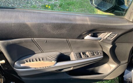 Honda Crosstour I рестайлинг, 2013 год, 1 250 000 рублей, 16 фотография
