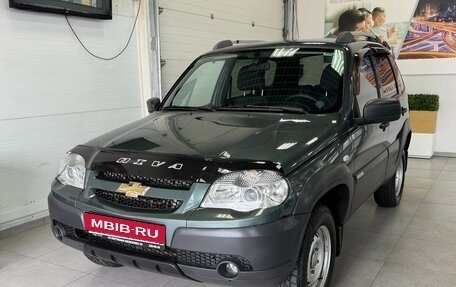 Chevrolet Niva I рестайлинг, 2012 год, 597 000 рублей, 1 фотография
