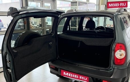Chevrolet Niva I рестайлинг, 2012 год, 597 000 рублей, 21 фотография