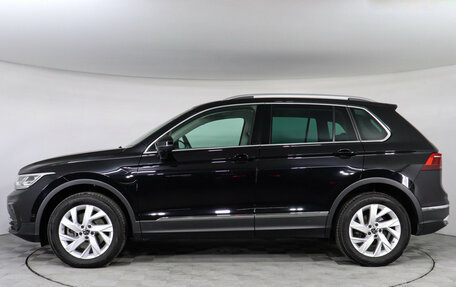 Volkswagen Tiguan II, 2021 год, 3 927 000 рублей, 9 фотография