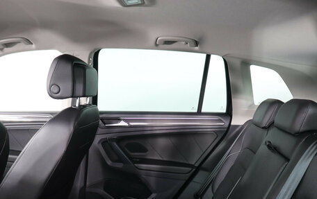 Volkswagen Tiguan II, 2021 год, 3 927 000 рублей, 13 фотография