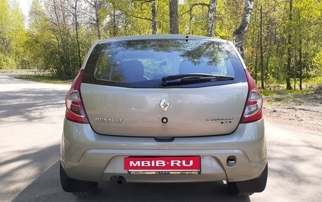 Renault Sandero I, 2012 год, 799 000 рублей, 6 фотография