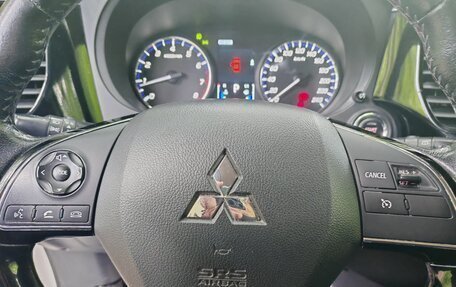 Mitsubishi Outlander III рестайлинг 3, 2016 год, 1 650 000 рублей, 19 фотография
