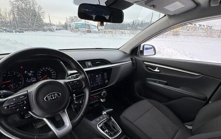 KIA Rio IV, 2021 год, 1 670 000 рублей, 6 фотография