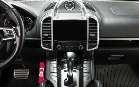 Porsche Cayenne III, 2016 год, 3 998 000 рублей, 16 фотография