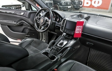 Porsche Cayenne III, 2016 год, 3 998 000 рублей, 12 фотография