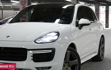 Porsche Cayenne III, 2016 год, 3 998 000 рублей, 25 фотография