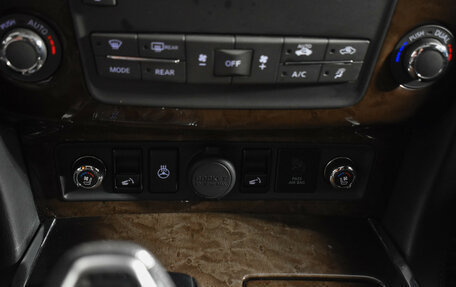 Infiniti QX56, 2011 год, 2 078 960 рублей, 20 фотография