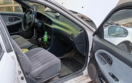 Hyundai Sonata III рестайлинг, 1997 год, 130 000 рублей, 11 фотография