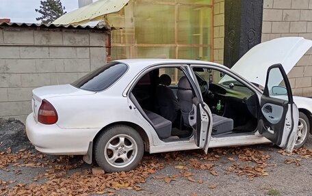 Hyundai Sonata III рестайлинг, 1997 год, 130 000 рублей, 6 фотография