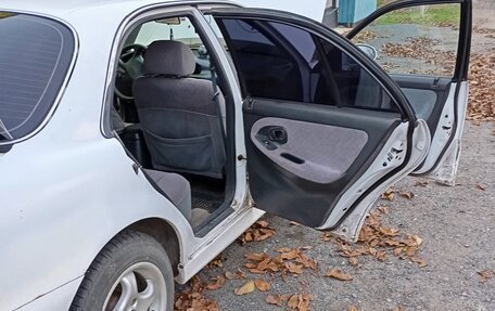 Hyundai Sonata III рестайлинг, 1997 год, 130 000 рублей, 7 фотография