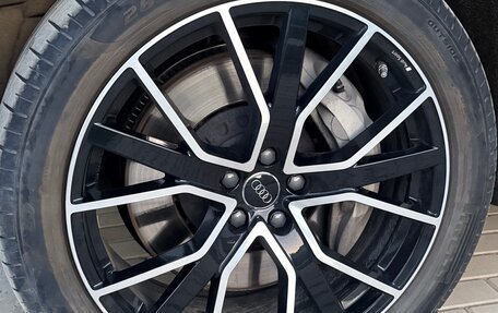 Audi Q7, 2021 год, 10 000 000 рублей, 29 фотография