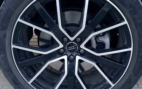 Audi Q7, 2021 год, 10 000 000 рублей, 27 фотография