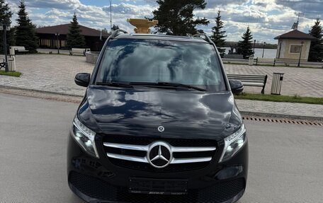 Mercedes-Benz V-Класс, 2021 год, 6 599 999 рублей, 8 фотография