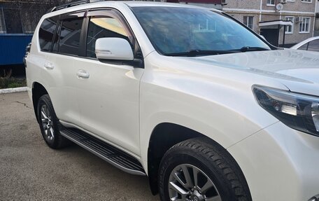 Toyota Land Cruiser Prado 150 рестайлинг 2, 2017 год, 3 900 000 рублей, 6 фотография