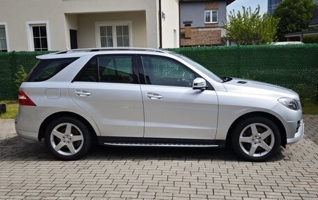 Mercedes-Benz M-Класс, 2012 год, 3 100 000 рублей, 10 фотография