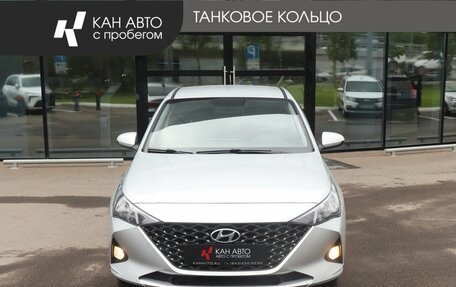 Hyundai Solaris II рестайлинг, 2021 год, 1 692 000 рублей, 2 фотография