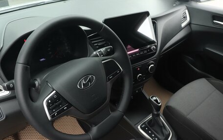 Hyundai Solaris II рестайлинг, 2021 год, 1 692 000 рублей, 5 фотография