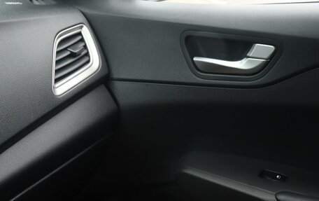 Hyundai Solaris II рестайлинг, 2021 год, 1 692 000 рублей, 14 фотография