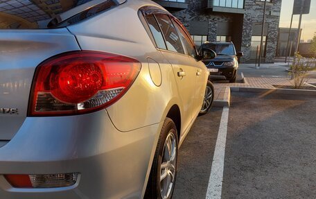 Chevrolet Cruze II, 2013 год, 950 000 рублей, 16 фотография