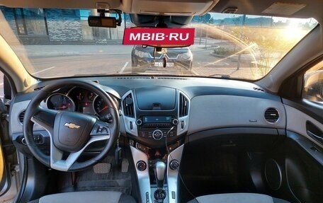 Chevrolet Cruze II, 2013 год, 950 000 рублей, 15 фотография