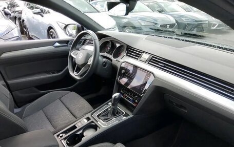 Volkswagen Passat B8 рестайлинг, 2022 год, 2 092 000 рублей, 7 фотография