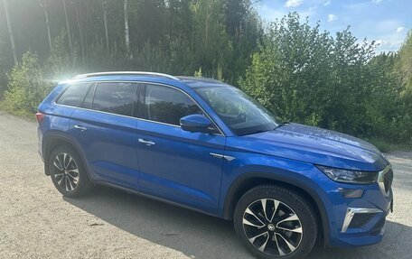 Skoda Kodiaq I, 2023 год, 4 300 000 рублей, 12 фотография