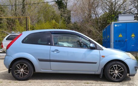 Ford Fiesta, 2006 год, 300 000 рублей, 3 фотография