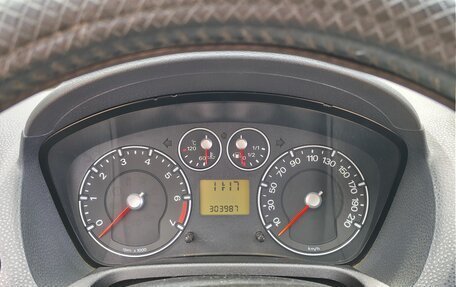 Ford Fiesta, 2006 год, 300 000 рублей, 6 фотография