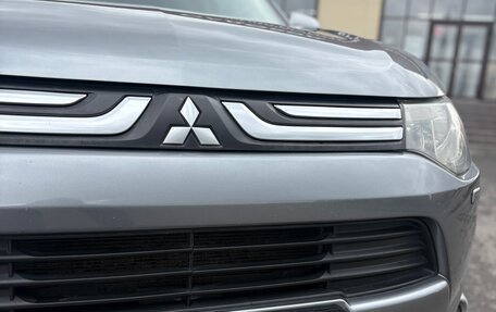 Mitsubishi Outlander III рестайлинг 3, 2012 год, 989 999 рублей, 6 фотография