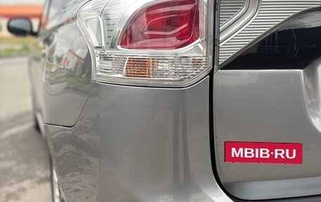 Mitsubishi Outlander III рестайлинг 3, 2012 год, 989 999 рублей, 20 фотография