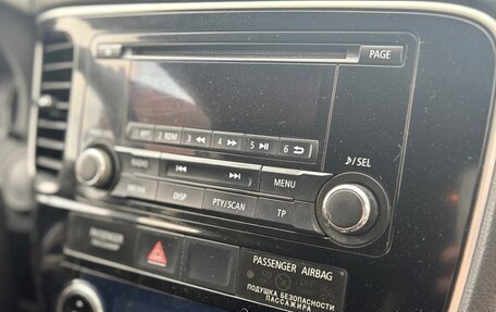Mitsubishi Outlander III рестайлинг 3, 2012 год, 989 999 рублей, 37 фотография