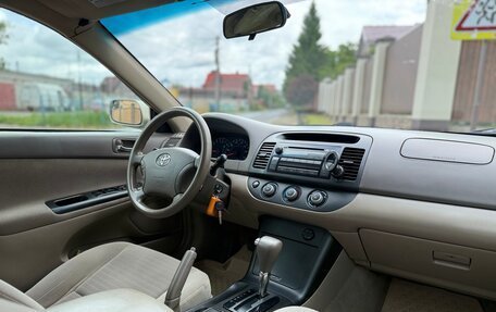 Toyota Camry V40, 2005 год, 710 000 рублей, 21 фотография