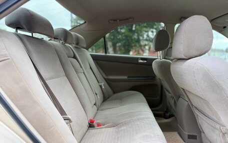 Toyota Camry V40, 2005 год, 710 000 рублей, 24 фотография